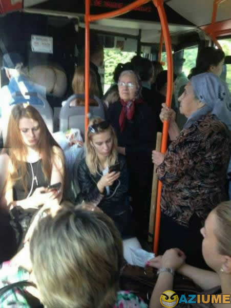 Depois reclama dos políticos