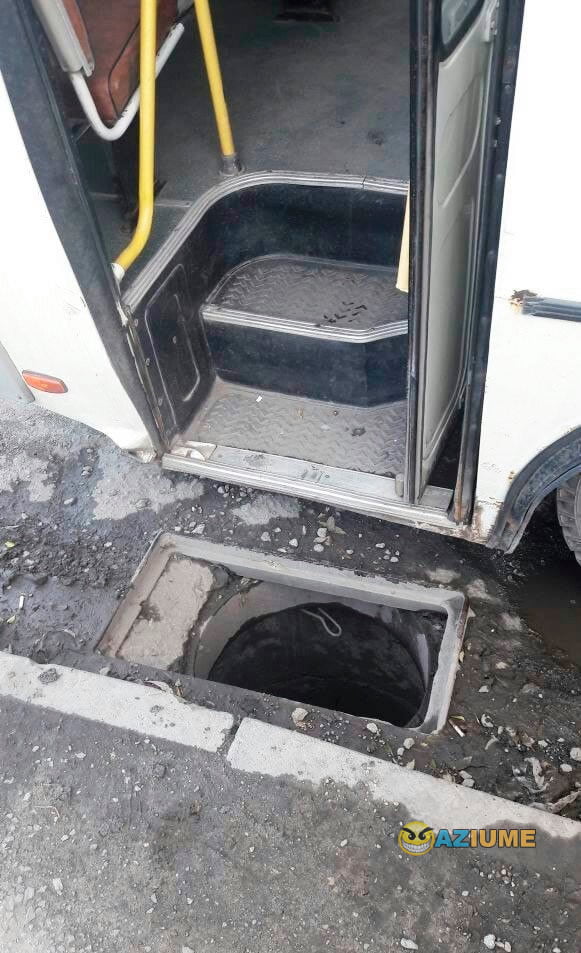 Quando o palhaço do filme It dirige ônibus