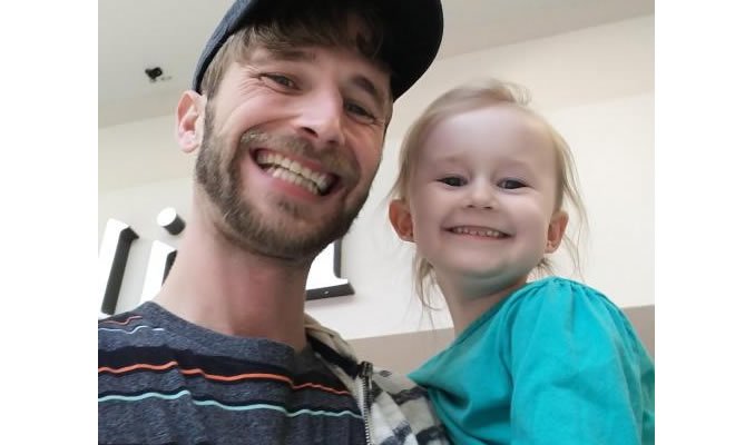 Minha ex-esposa escondeu minha filha de mim