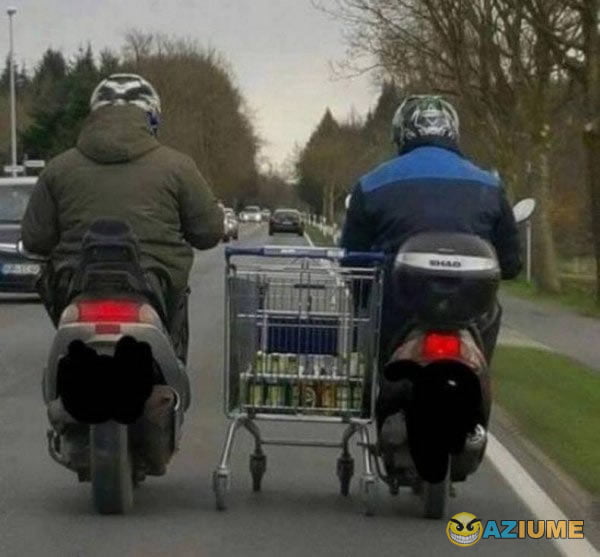 Quando você tem moto e precisa comprar cerveja Quando você tem moto e precisa comprar cerveja