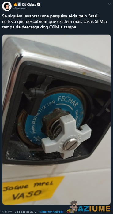 A descarga sem tampa representa o Brasil mais do que futebol e samba