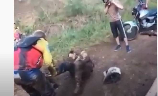 Arranca esse diabo fora! Arranca esse diabo fora!