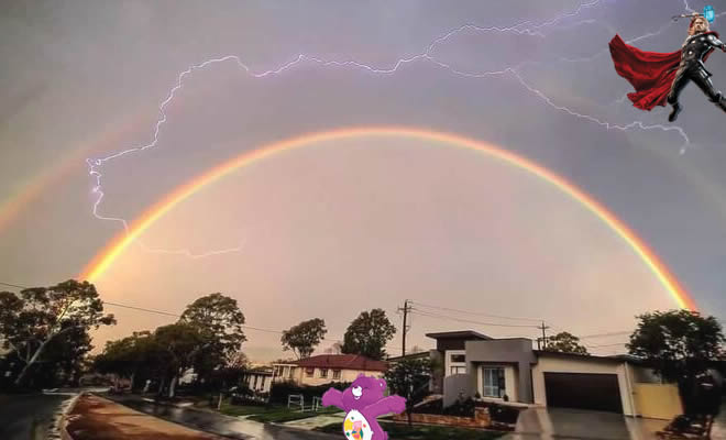 Ursinho carinhoso vs Thor Ursinho carinhoso vs Thor