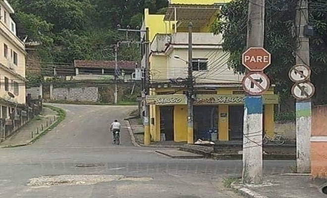 Estou aqui parado a meia hora pensando o que fazer