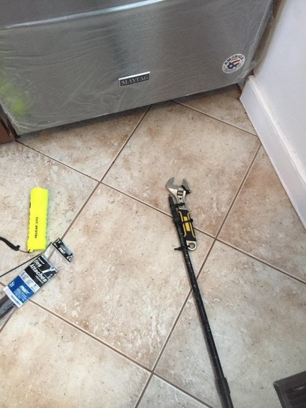 Pessoas com excelente humor e com mãos malucas Pessoas com excelente humor e com mãos malucas