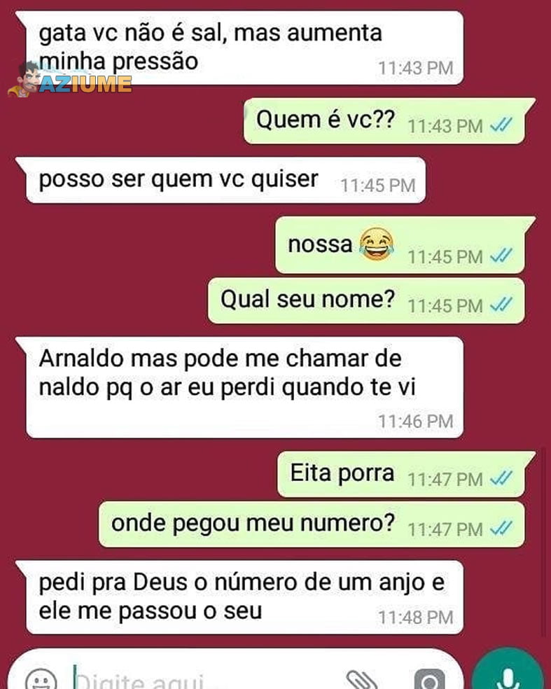 Chuva de cantatas em cima da garota