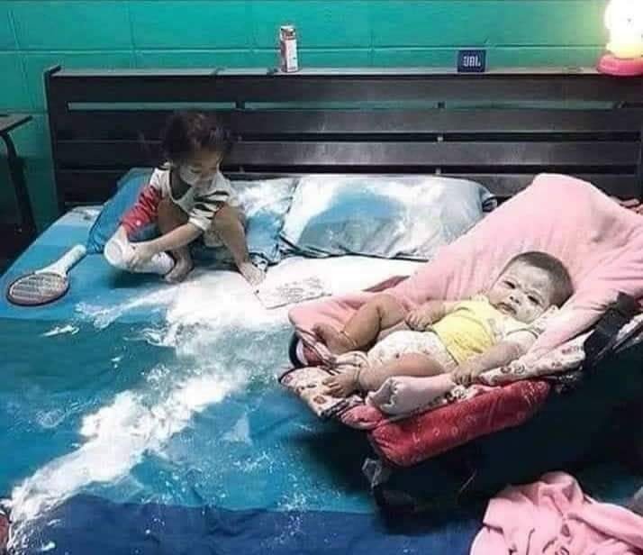 Se você acha que seu filho dá muito trabalho, olhe para essas crianças Se você acha que seu filho dá muito trabalho, olhe para essas crianças