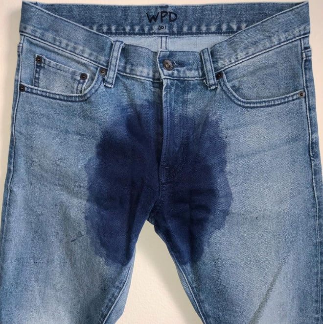 Esta empresa vende jeans que parecem que você se mijou
