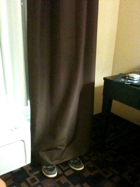 Pequenas zueiras para fazer em hotel
