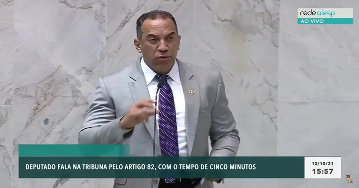 O deputado do Death Note