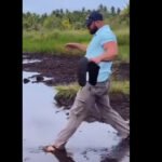 Tirar chinelo para não sujar