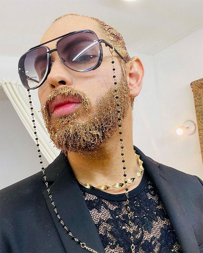 Tendência estranha do Instagram: Barba Glitter