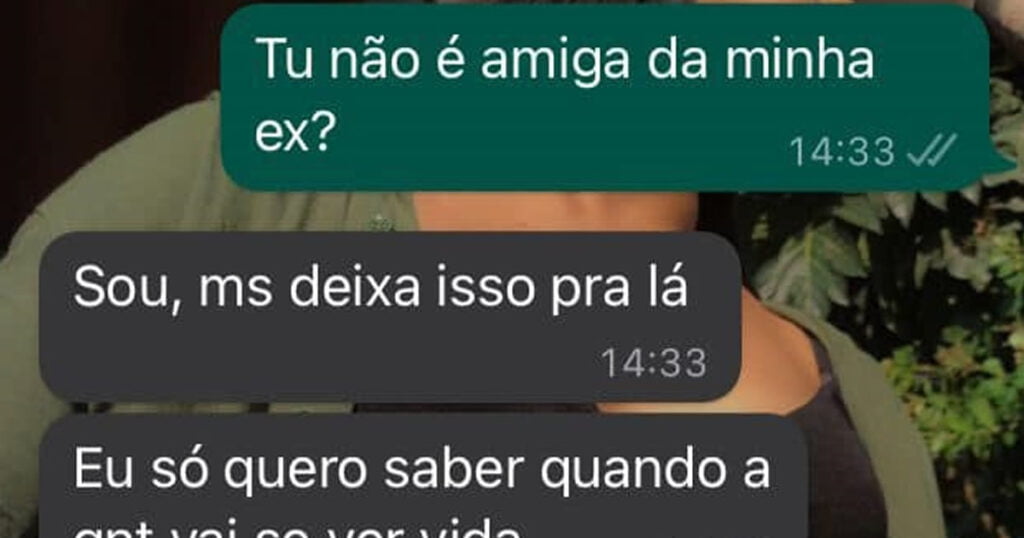 Amiga fura olho Amiga fura olho