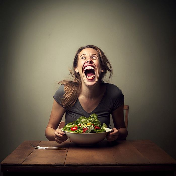 IA gerar fotos de mulheres rindo sozinhas com salada que são aterrorizantes