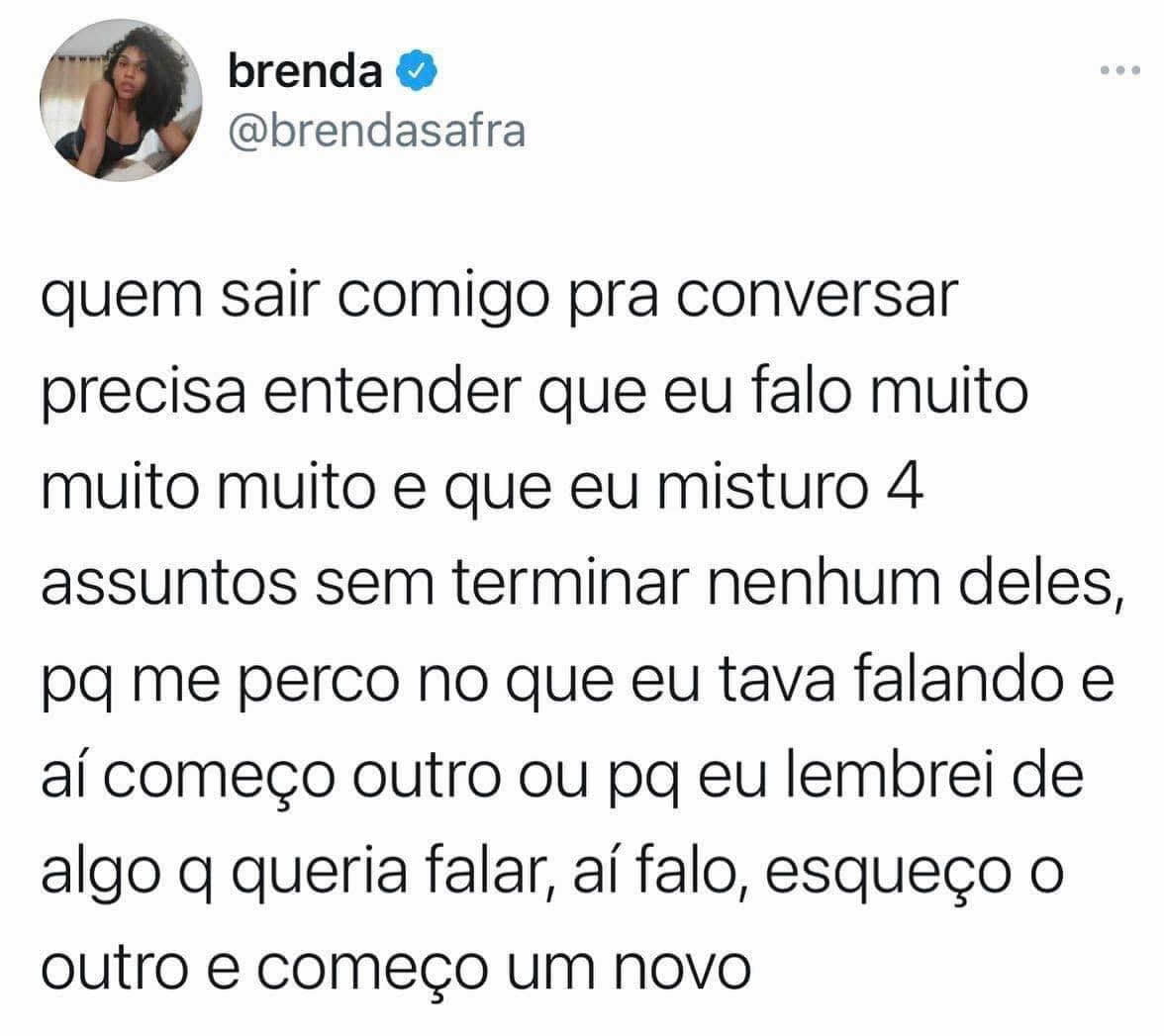 Pessoas que conversa vários assunto ao mesmo tempo