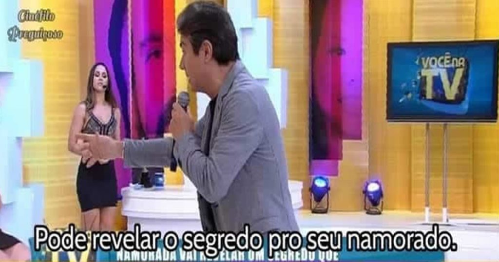 Namorada revela um grande segredo para seu namorado