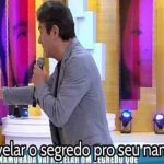 Namorada revela um grande segredo para seu namorado