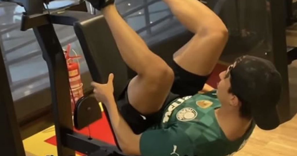 E os instrutor de academia