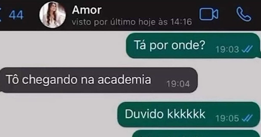 Tô chegando na academia Tô chegando na academia