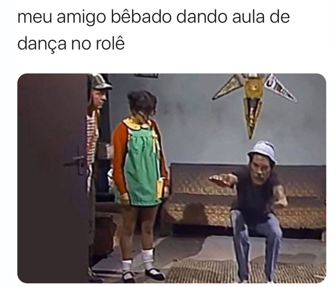 Meu amigo bêbado dando aula de dança no rolê