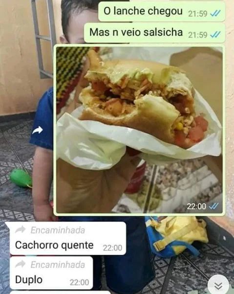 Um Hot Dog duplo sem salsicha