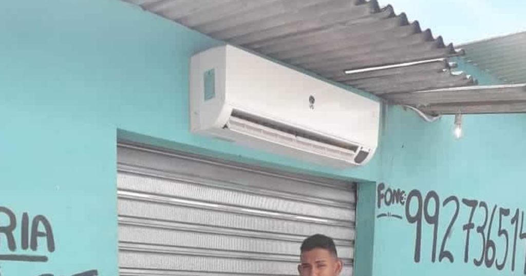 Mais um ar-condicionado instalado com sucesso Mais um ar-condicionado instalado com sucesso