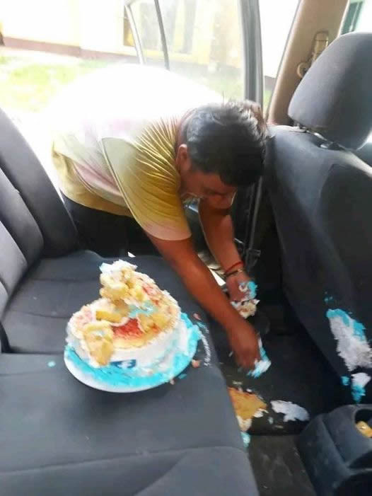 Quando a pessoa perde para você busca o bolo Quando a pessoa perde para você busca o bolo