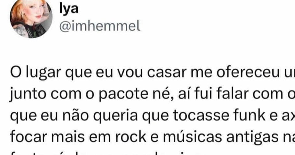 Um DJ pen drive Um DJ pen drive