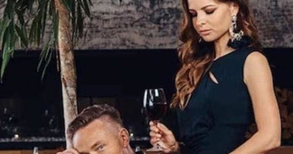 O homem que pagava contas: Um herói moderno!