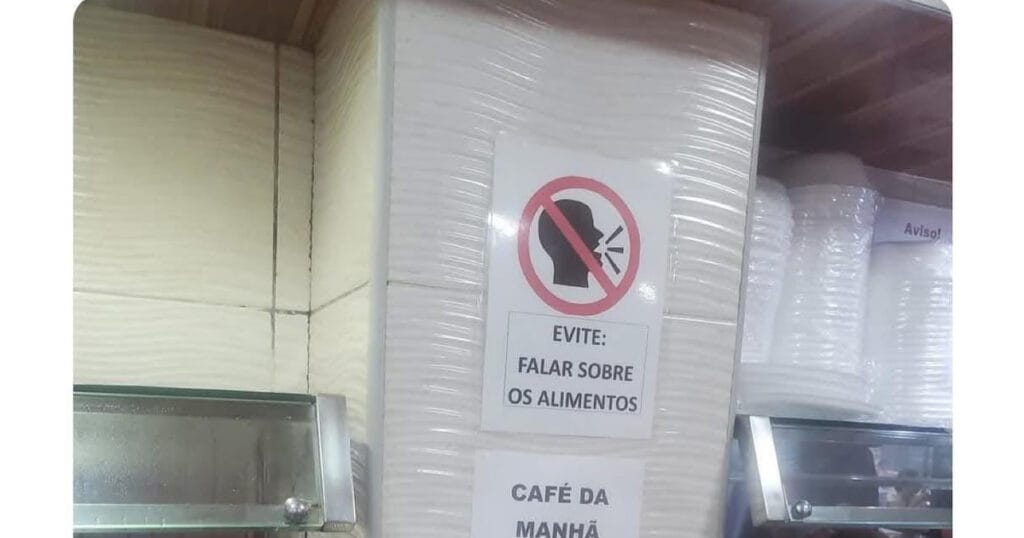 O frango é ótimo, mas o silêncio é ouro! O frango é ótimo, mas o silêncio é ouro!