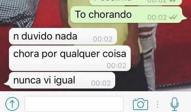 Quem nunca foi zoado por ser o emocionado da galera, que atire a primeira lágrima! Quem nunca foi zoado por ser o emocionado da galera, que atire a primeira lágrima!