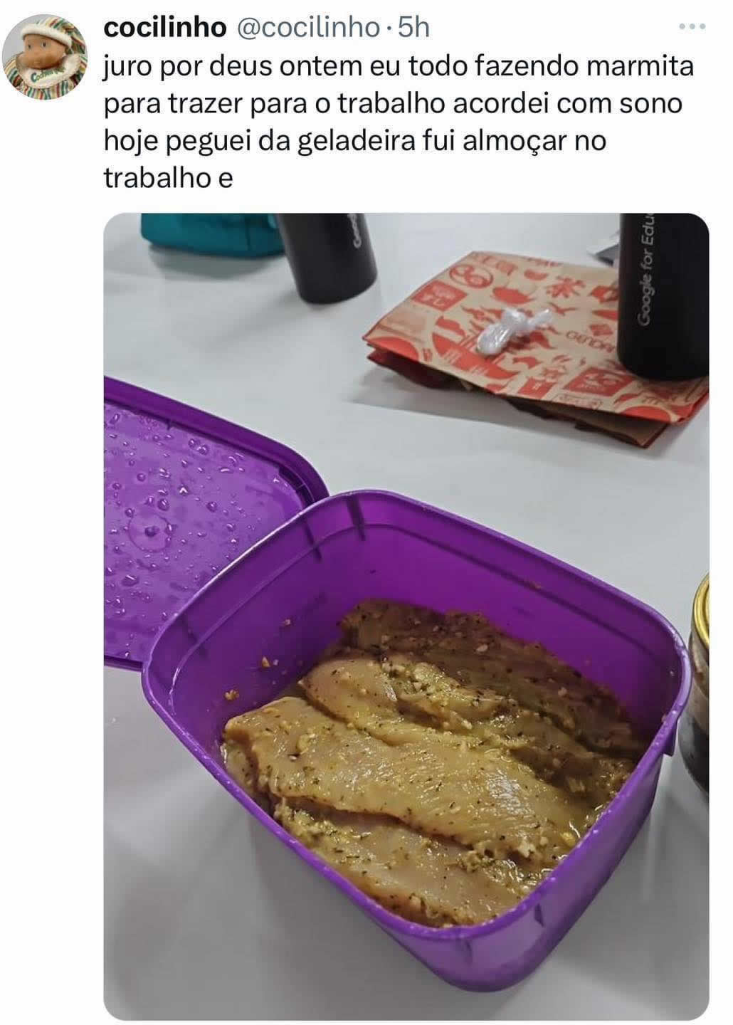 Frango cru na marmita: quando o sono vence até o almoço! Frango cru na marmita: quando o sono vence até o almoço!