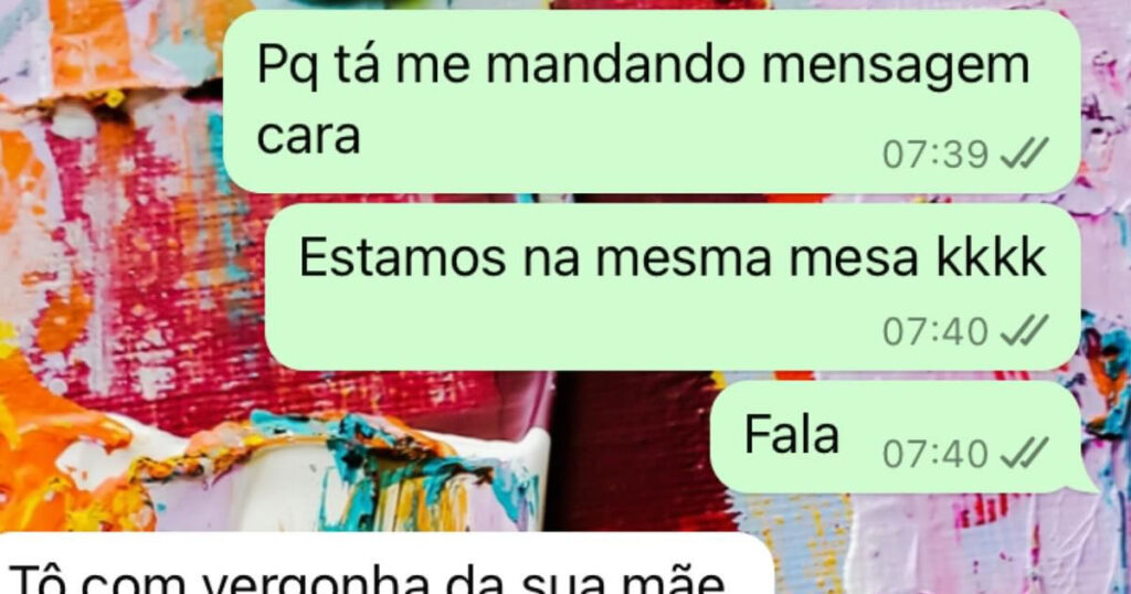 Com vergonha, mas com fome: o dilema do brasileiro na casa dos outros Com vergonha, mas com fome: o dilema do brasileiro na casa dos outros