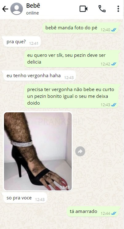 Do pezinho delicado ao Pé-ludo Fashion Week Do pezinho delicado ao Pé-ludo Fashion Week