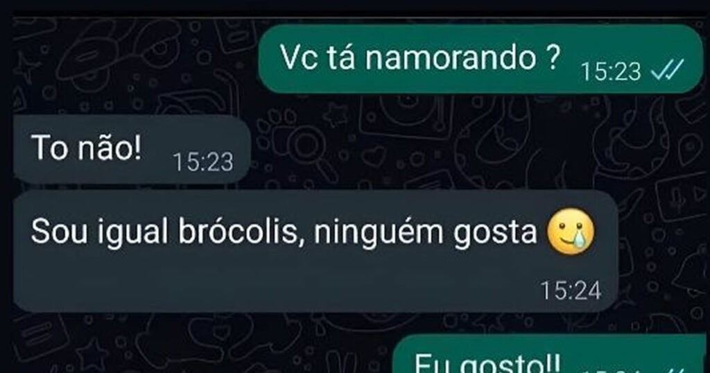 Quando o brócolis leva mais moral que você Quando o brócolis leva mais moral que você