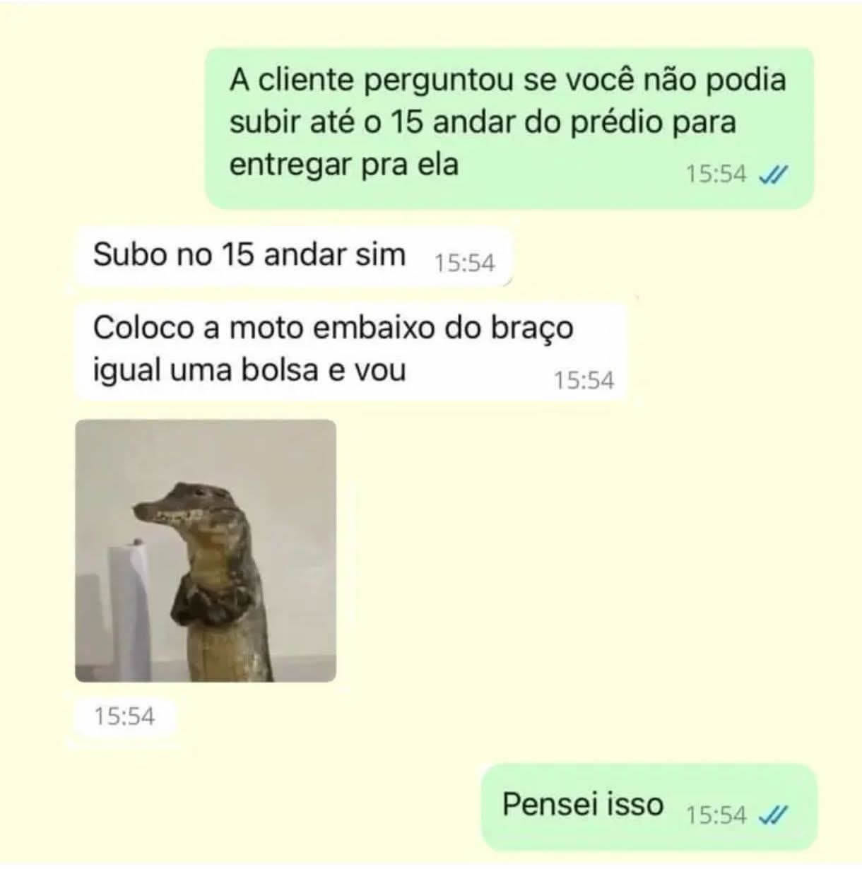 Quando o cliente pede e o entregador vira super-herói do nonsense Quando o cliente pede e o entregador vira super-herói do nonsense
