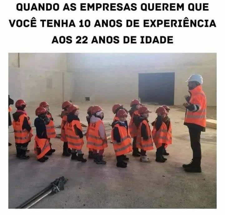 Vaga para recém-nascido com 10 anos de experiência Vaga para recém-nascido com 10 anos de experiência