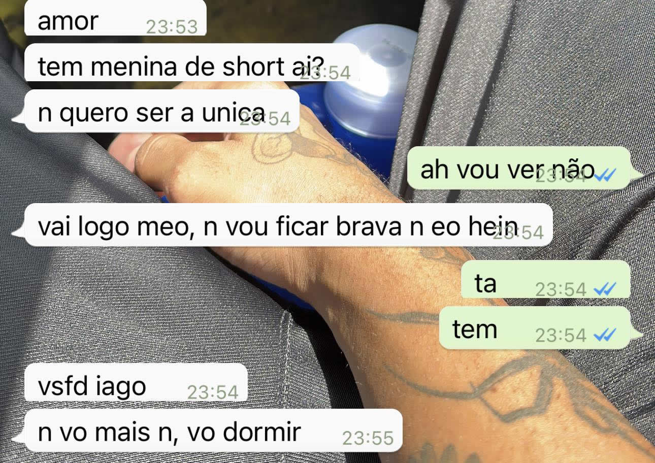 Ciúme low battery e o famoso “vou dormir” do WhatsApp Ciúme low battery e o famoso “vou dormir” do WhatsApp