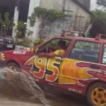 A verdadeira riqueza é rir no meio do caos enquanto todo mundo só reclama